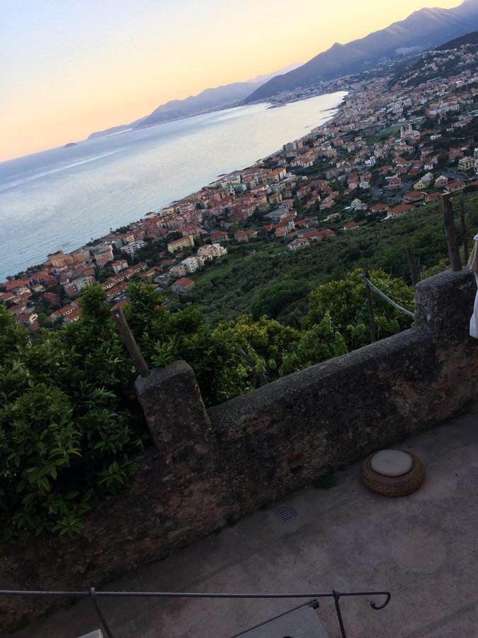 Blu Oltremare Panzió Borgio Verezzi Kültér fotó